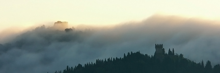 Castel di Poggio and Vincigliata - picture by Alessandro Goracci